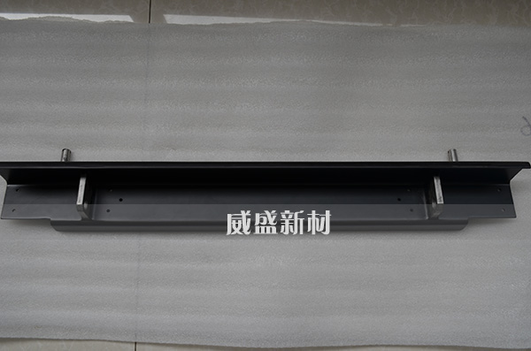 碳纖維高鐵輪架體_高鐵結(jié)構(gòu)件