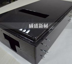 碳纖維復(fù)合材料VS鈦合金
